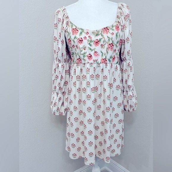Smith & Quinn Women's Off White Floral Dress with Long Bishop Sleeves US Medium - Picture 3 of 8